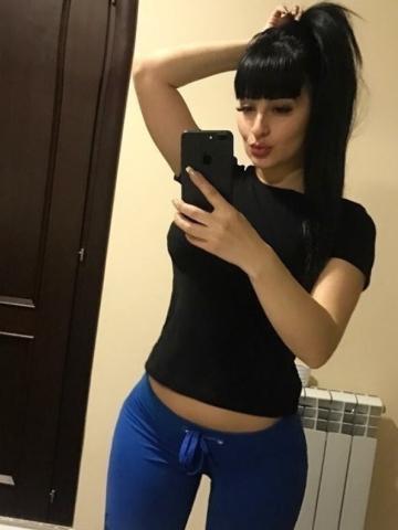 Проститутка Кира